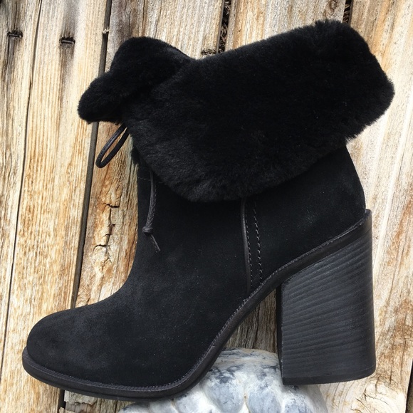 ugg jerene black